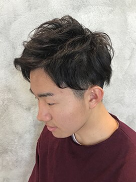 モスト ブリヤン(MOST BURYAN) メンズアップバング×30代大人ナチュラルパーマ