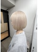 ブリーチ/ホワイトグレージュ/ブリーチ/ホワイトグレージュ/ボブ