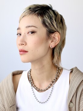 フェリチタ フィロ 大泉学園(FELICITA filo) 大人ベリーショートウルフ【グラデーションブロンド】