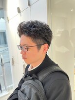 <翁長孝輔>くせ毛を活かした七三ツーブロックアップバング