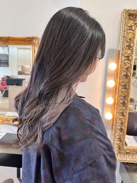 コワファースト させぼ五番街店(COIFF1RST) ミルクティー×インナーカラー