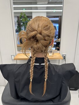 バルベストーキョーサウス(BARBES TOKYO SOUTH) リボンヘアアレンジ【清板】