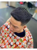 バーバーショップイシカワ(BARBER SHOP イシカワ)&nbsp;スキンフェードアップバングスタイル