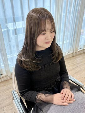 ネオリーブ チロル 横浜西口店(Neolive CiroL.) オリーブベージュ 秋の透明感カラー お洒落ワンカールヘア