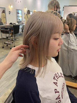 グリードヘアー(greed hair) 冬のwhite blonde