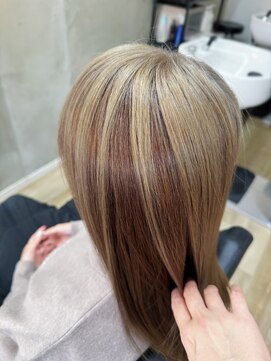 アムロードヘア(Amouroad hair) アンブレラカラー×クリームベージュ/メテオ髪質改善TR