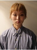 ショートヘア/ブロンドカラー