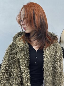 シーカ(siika) デザインカラー/ブリーチカラー/レイヤーカット