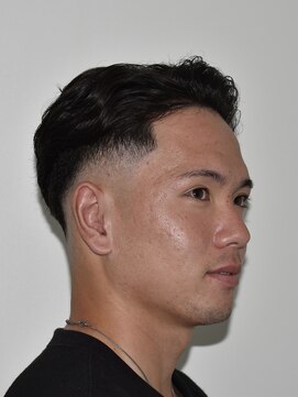 フェード×パーマ　バーバー/メンズヘア/渋谷バーバー