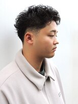 ホーミーズ 横須賀中央店(homies)&nbsp;アップバング ツーブロック ツイストスパイラルパーマ 束感 20代