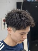 ピンパーマツイストスパイラルスパイキーショート