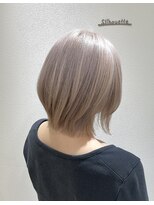シルエット 美容室&nbsp;ミルクティーベージュ　レイヤーボブ