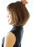 大人可愛くひし形ボブ　耳かけニュアンスボブ