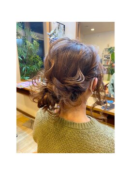 キキ 美容室(KIKI) ヘアアレンジ★