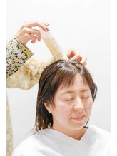 頭皮のマッサージで更に血行促進・頭皮環境を清潔に保つ効果UP