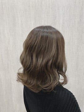 アルーシェ 心斎橋(Alushe) オリーブベージュ