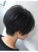 耳だしショート