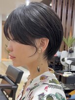 ビュー フクオカ(VIEW FUKUOKA)&nbsp;モードに大人可愛いダークアッシュイメチェンショートボブ