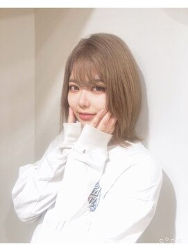 リブル 西葛西(Lible) くびレイヤーエモミルクティーカラー小顔ミディアム