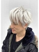 ラブ ロック Love' Lock&nbsp;メンズカット・メンズヘア・ホワイト・シルバー・ブリーチ