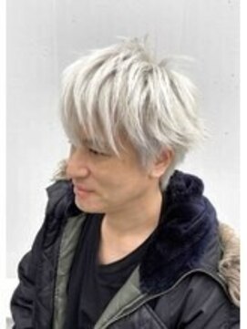 ラブ ロック Love' Lock メンズカット・メンズヘア・ホワイト・シルバー・ブリーチ