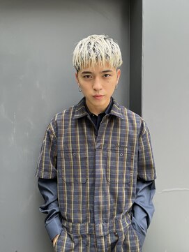 ノラ シブヤ(NORA) メンズハイトーン・マッシュショート・ホワイトベージュ