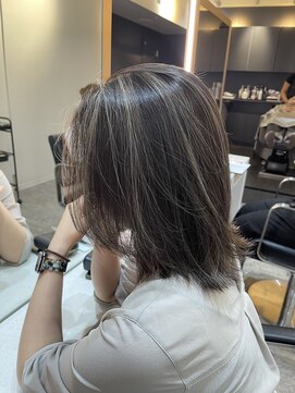 ブレンド 渋谷(BLend) ハイライトカラーマチルダボブインナーグレージュ前髪