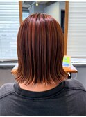 オレンジカラーとボブ