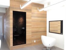 美髪クリニック エクシオール(Exsior)の雰囲気（白を基調とした洗練された空間でリラックスしていただけます。）