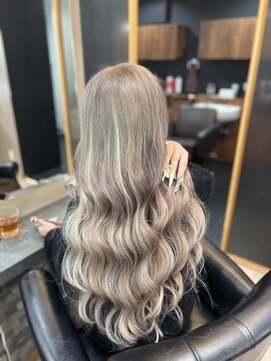 ラピス 横浜(Lapis) ミルクティーベージュシールエクブリーチカラーレイヤーカット