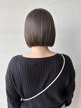 切りっぱなしボブ