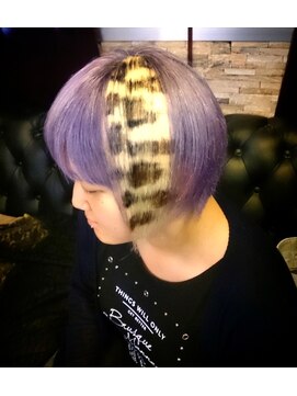 紫シルバー ヒョウ柄メッシュ L トリットフューアトリット Hair Make Studio Tritt Fur Tritt の ヘアカタログ ホットペッパービューティー