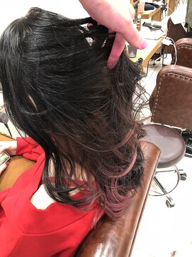 リヴィエラ 巣鴨店(Riviera) インナーカラー×ペールピンク