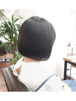 グランルッソ 岡山駅前(GRAN LUSSO)&nbsp;天使の艶カラー…前下がりボブ