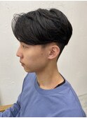 刈り上げマッシュスタイルセンターパート