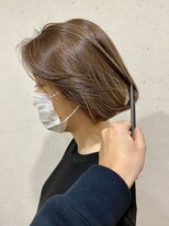 サク(Sac.) 【Sac. 恵比寿 高司 真】極細ハイライトベージュ×大人ボブ