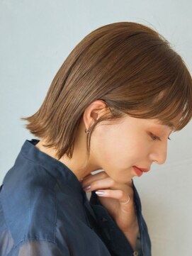 リトル 福岡(little) 外ハネぱつっとボブ