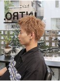 【INTRO./渋谷】ハイトーンエッジ金髪スパイキーショート