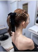 編み込みポニーテール