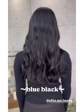 エルト 四条烏丸(elto) ブルーブラック《下岡優花》