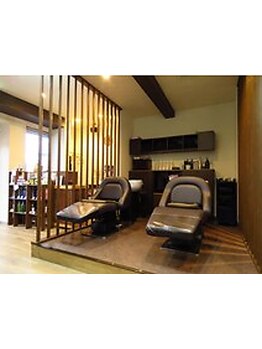 カラーリングの負担が心配…そんな貴方にこそヘアエイジング/ダメージレスに力を入れているサロンです☆