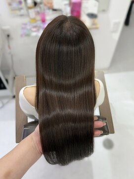 ハピネス 梅田茶屋町店(HAPPINESS) 韓国風/レイヤーカット/顔周り/顔まわり/髪質改善/ベージュ