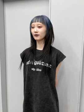 ヴァーディ オモテサンドウ(Vardy omotesando) roots/ルーツカラー デザインカラー シルバー 青