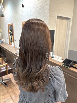 シアーベージュ【阿部佑香】