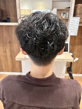 アズールサン 草加西口店(azule-sun) ニュアンスパーマ,ビジネスカジュアル,ツーブロック【草加】