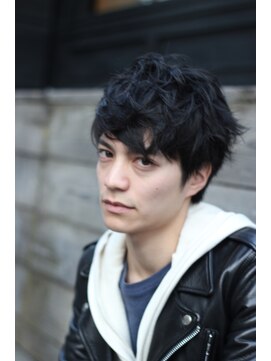 ブークル(boucle) 外国人ビジガジ無造作ショート