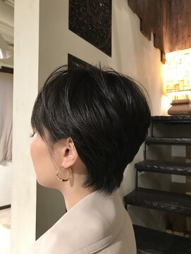 フィルダウス(Firdaus) 大人ショート