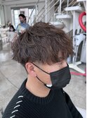 波巻きスパイラルパーマ×刈り上げマッシュ