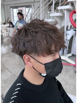 ブランコジーサウス(BLANCO G South) 波巻きスパイラルパーマ×刈り上げマッシュ