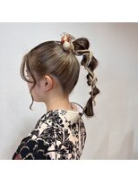 パートツー(PART2)&nbsp;玉ねぎポニー　紐アレンジ